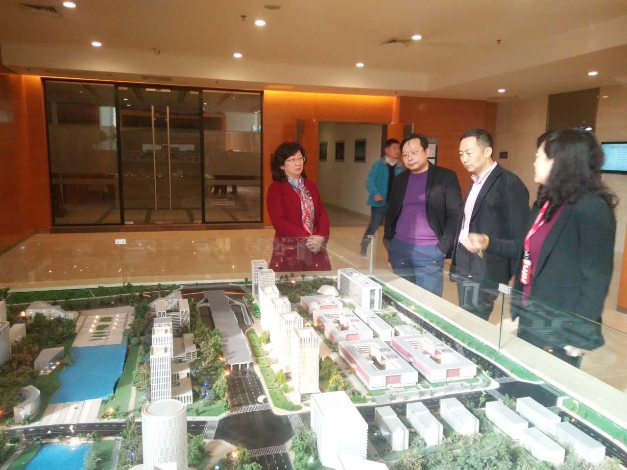 1510625005959257zYQw.jpg ¼¯ÍŹ«Ë¾Ïòµ¼¸°Î÷°²»·ÆÕ¿Æ¼¼¹¤ÒµÔ°¿¼²ìµ÷ÑУ¨Åäͼ£©.jpg