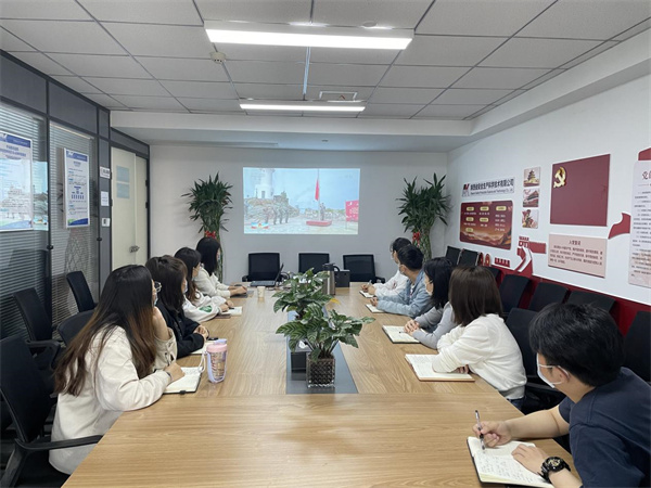 1652236062612985Jsj3.jpg ÖÐÊ¥¹«Ë¾ÍÅÖ§²¿×é֯ԢĿÇì×£½¨ÍÅ100ÖÜÄê´ó»áͼƬ1.jpg