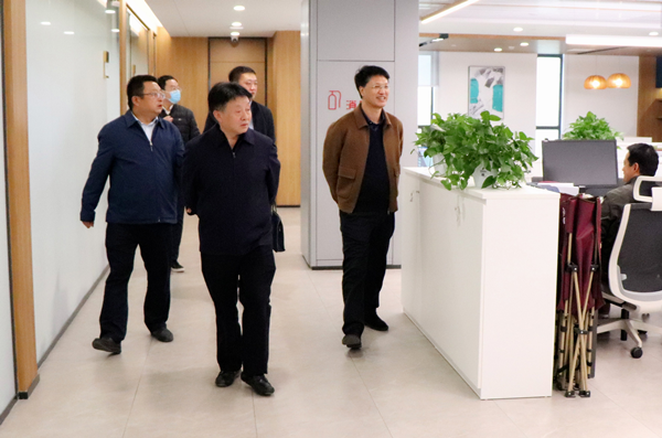 1666661330104077w2x6.png 1_¸±±¾.png