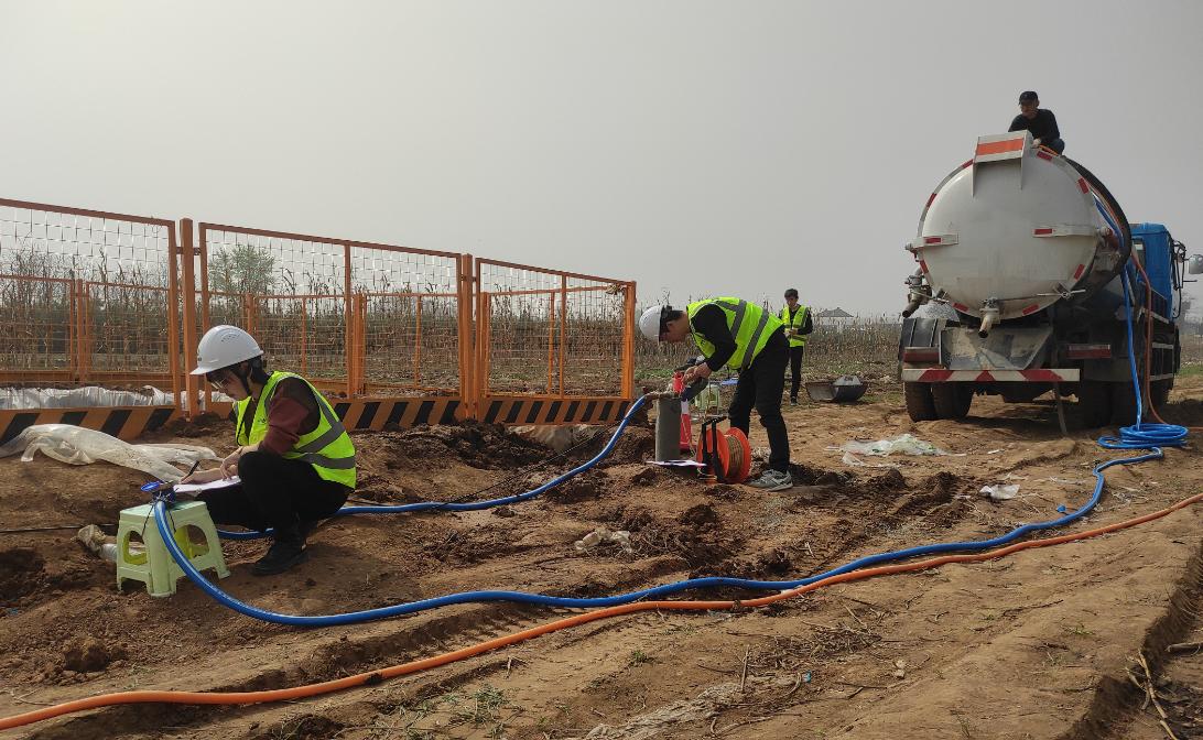 1668563467723727vfzV.jpg ½ÓÄɳéË®ÊÔÑéÅÌË㺬ˮ²ãÉøÍ¸Ïµ£¨2020ÄêÅÄÉãÓÚÉÂÎ÷Ê¡Î÷°²ÊÐÁÙäüÇø£©.jpg