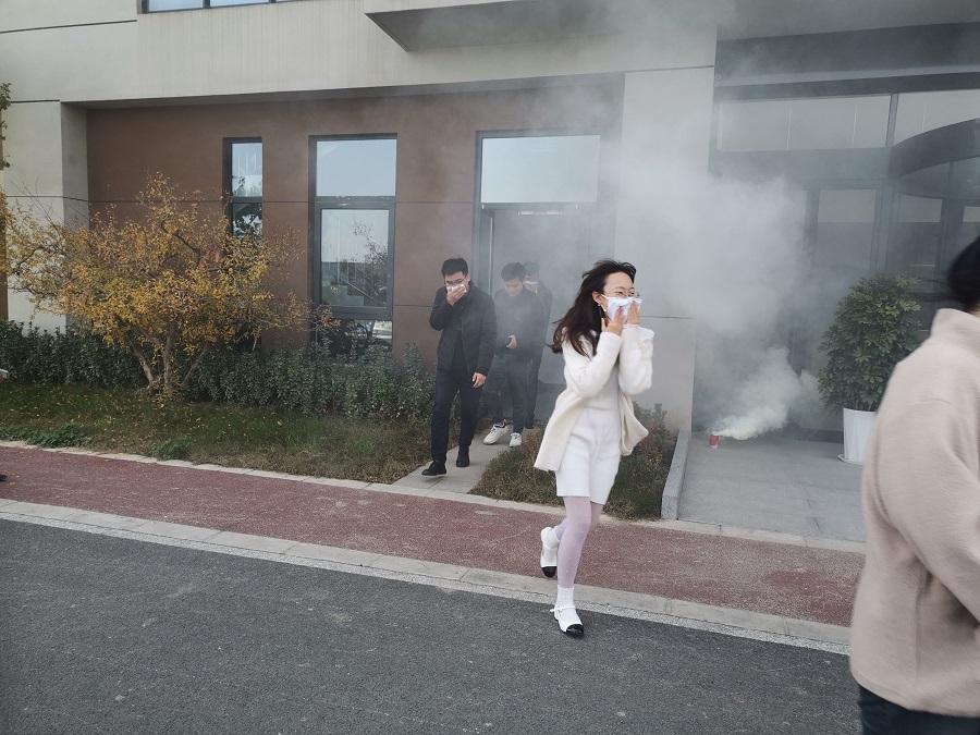 1669085971435688XjAz.jpg Æð¾¢¿ªÕ¹Ïû·ÀÅàѵºÍÓ¦¼±ÑÝÁ· ÖþÀÎÇå¾²ÆÁÕÏ.jpg